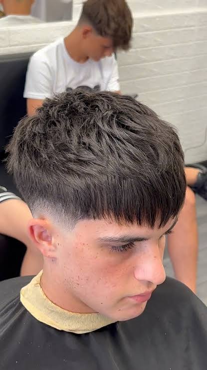 Corte French Crop